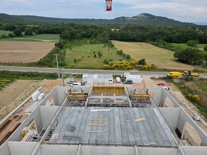 Bastide vue aérienne dalles alvéollaires