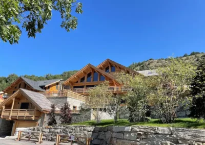 Chalet E. vu en d'en bas été 3